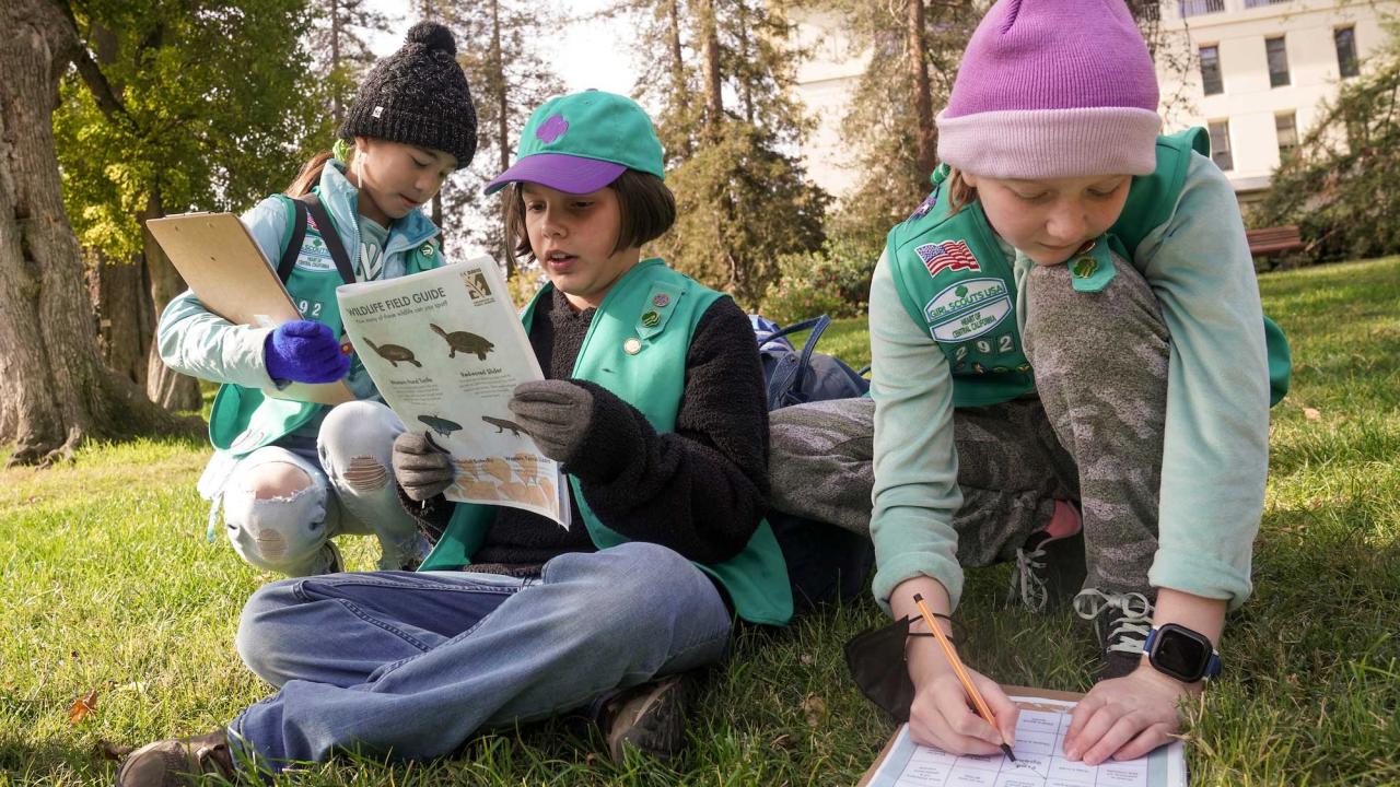 Girl Scouts in Arboretum